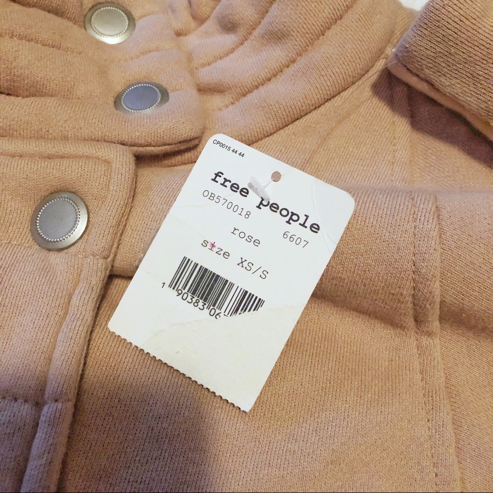 ❌SOLD❌Free People Oversized Knit Quilted Jacket - Picture 6 of 7